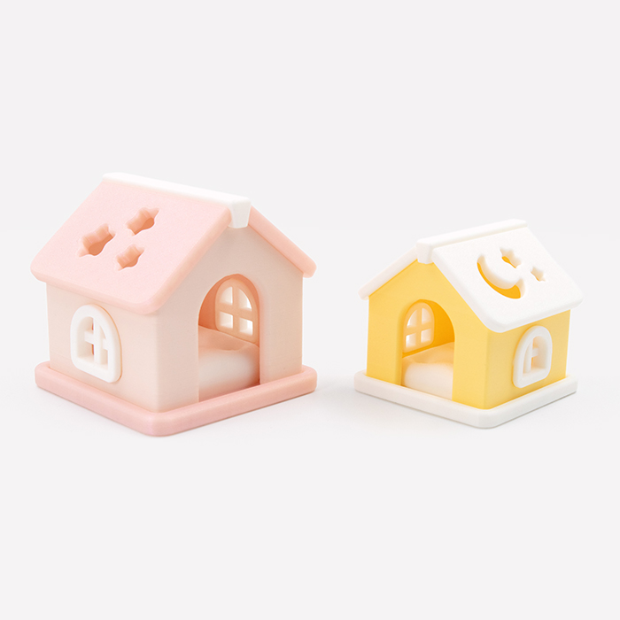 Dreamy Pet House Display